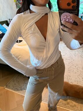 Eve Top in White With Jean
